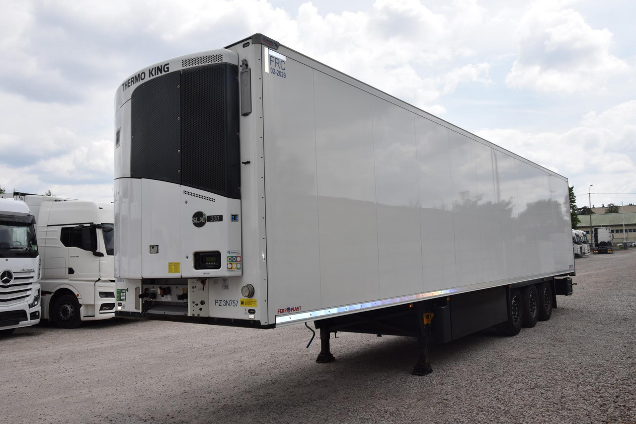 Schmitz Cargobull SKO FP 45 ThermoKing SLXi 300 - Semirremolque frigorífico: foto 1 Schmitz Cargobull SKO FP 45 ThermoKing SLXi 300 - Semirremolque frigorífico: foto 1