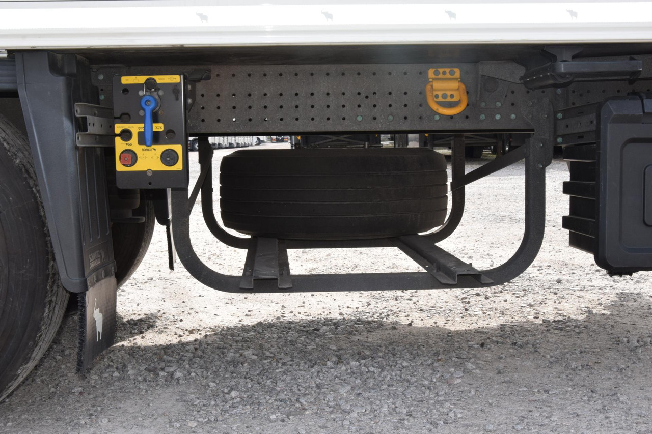 Semirremolque frigorífico Schmitz Cargobull SKO FP 45 ThermoKing SLXi 300: foto 10 Semirremolque frigorífico Schmitz Cargobull SKO FP 45 ThermoKing SLXi 300: foto 10