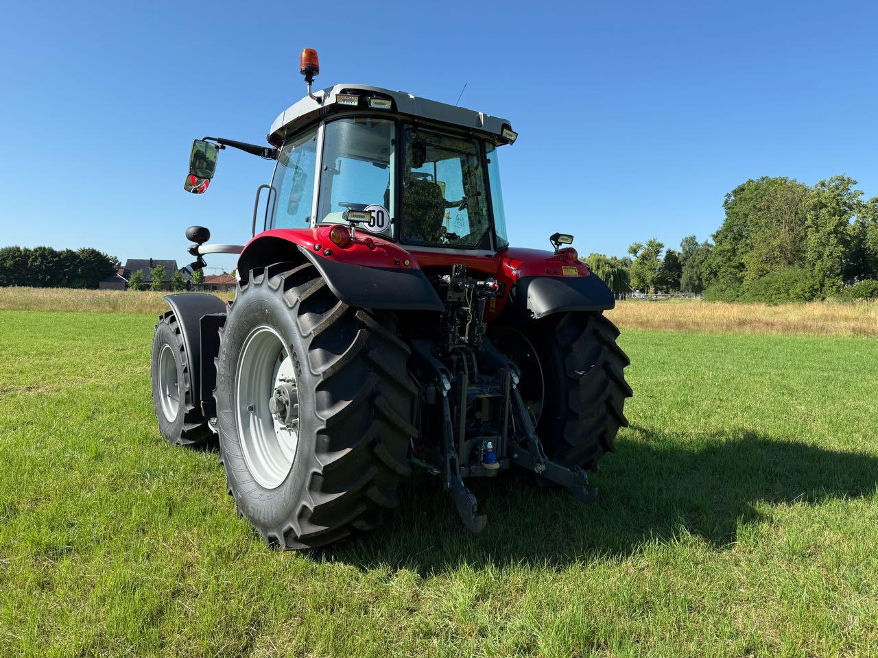 Massey Ferguson MF 6S.165 DYNA-VT - Tractor: foto 3 Massey Ferguson MF 6S.165 DYNA-VT - Tractor: foto 3