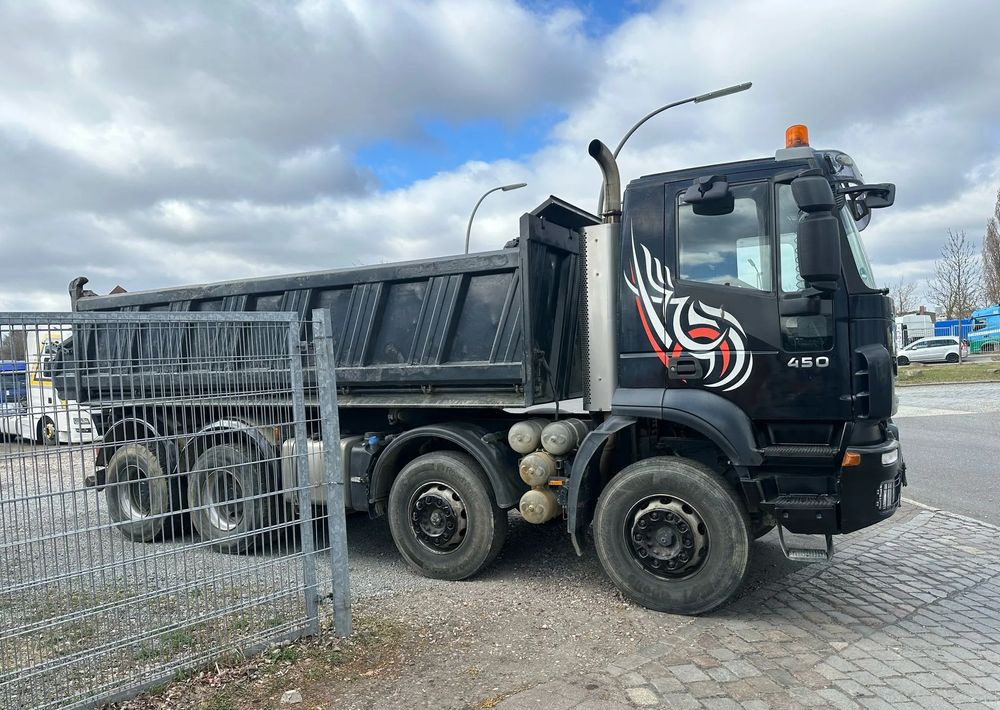 Iveco Trakker 450 | Trójstronna wywrotka | 2008 | 8x4 | Retarder | Bordmatik | Manual | - Camión volquete: foto 4 Iveco Trakker 450 | Trójstronna wywrotka | 2008 | 8x4 | Retarder | Bordmatik | Manual | - Camión volquete: foto 4