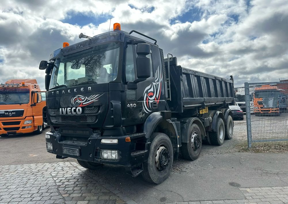 Iveco Trakker 450 | Trójstronna wywrotka | 2008 | 8x4 | Retarder | Bordmatik | Manual | - Camión volquete: foto 1 Iveco Trakker 450 | Trójstronna wywrotka | 2008 | 8x4 | Retarder | Bordmatik | Manual | - Camión volquete: foto 1