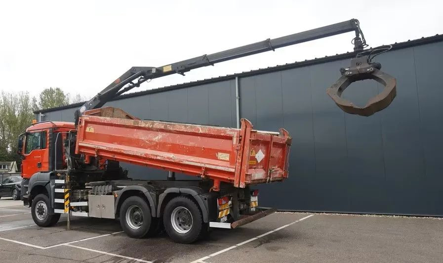 MAN TGS 28.400 / 6x6 / WYWROTKA 2-STRONNA Z HDS HMF 1643 Z2/ EURO 5 - Camión volquete: foto 2 MAN TGS 28.400 / 6x6 / WYWROTKA 2-STRONNA Z HDS HMF 1643 Z2/ EURO 5 - Camión volquete: foto 2