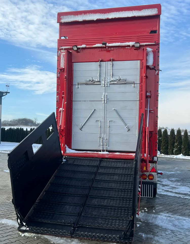 Pezzaioli Pezzaioli RBA22 Dwuosiowa Przyczepa – 2x Bydło, 3x Trzoda - Remolque transporte de ganado: foto 5 Pezzaioli Pezzaioli RBA22 Dwuosiowa Przyczepa – 2x Bydło, 3x Trzoda - Remolque transporte de ganado: foto 5