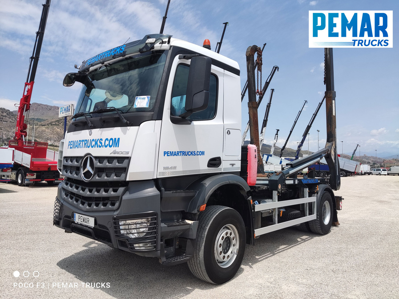 MERCEDES-BENZ AROCS 1845 PORTACONTENEDOR CADENAS - Camión portacontenedor de cadenas: foto 1 MERCEDES-BENZ AROCS 1845 PORTACONTENEDOR CADENAS - Camión portacontenedor de cadenas: foto 1