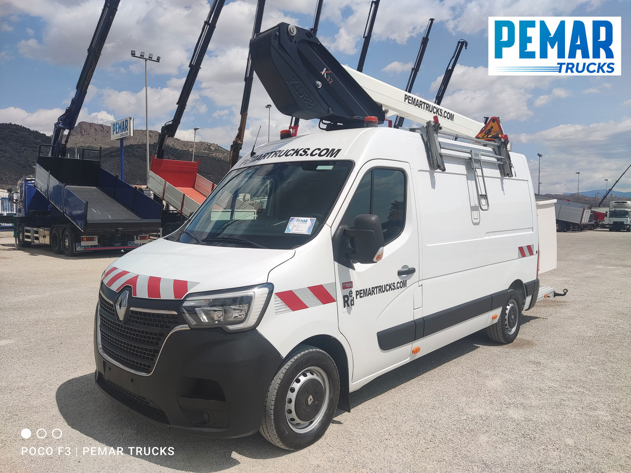 RENAULT MASTER 2.3 DCI CESTA ELEVADORA PORTAPERSONAS EURO 6 - Furgoneta de pasajeros: foto 2 RENAULT MASTER 2.3 DCI CESTA ELEVADORA PORTAPERSONAS EURO 6 - Furgoneta de pasajeros: foto 2