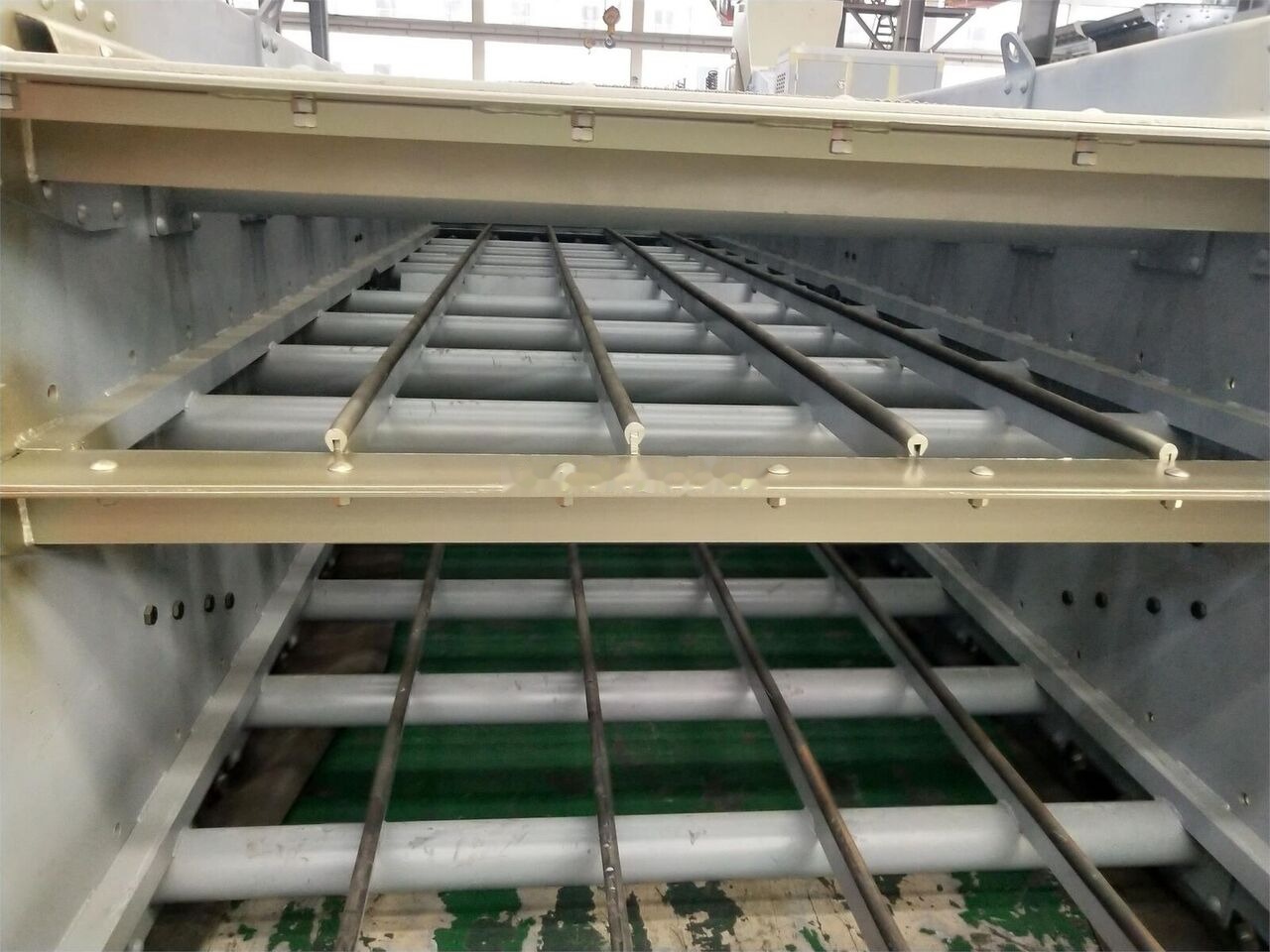 Kinglink 3YK1860 Inclined Vibrating Screen 20'x60' - Cribadora: foto 3 Kinglink 3YK1860 Inclined Vibrating Screen 20'x60' - Cribadora: foto 3
