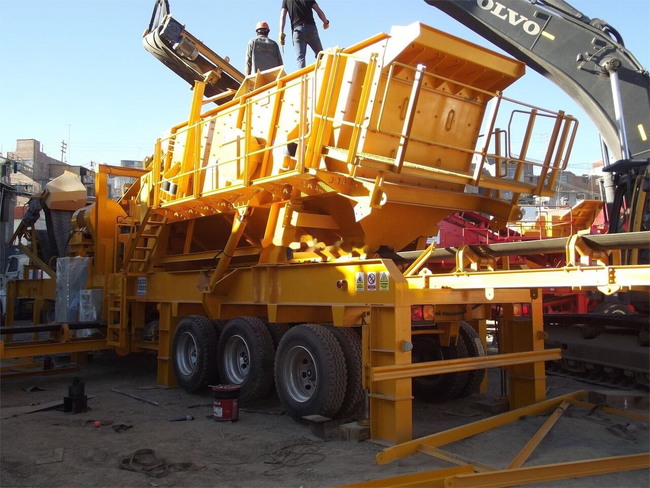 Kinglink Portable Mobile Vibrating Screen 3YK1548 - Cribadora: foto 1 Kinglink Portable Mobile Vibrating Screen 3YK1548 - Cribadora: foto 1
