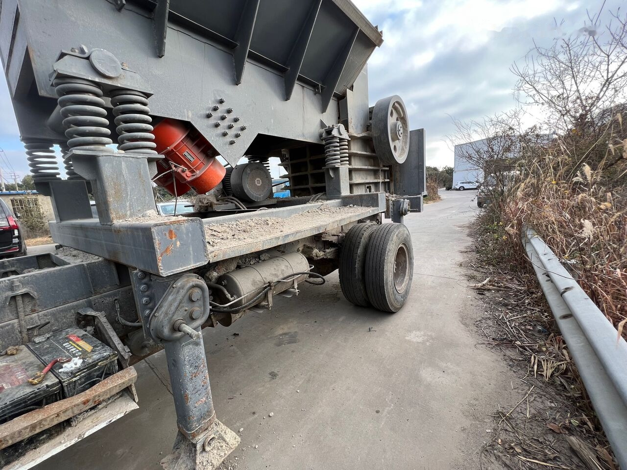 Kinglink Truck Mounted Vibrating Feeder and Jaw Crusher | Quarry | Concre - Trituradora de mandíbula: foto 2 Kinglink Truck Mounted Vibrating Feeder and Jaw Crusher | Quarry | Concre - Trituradora de mandíbula: foto 2