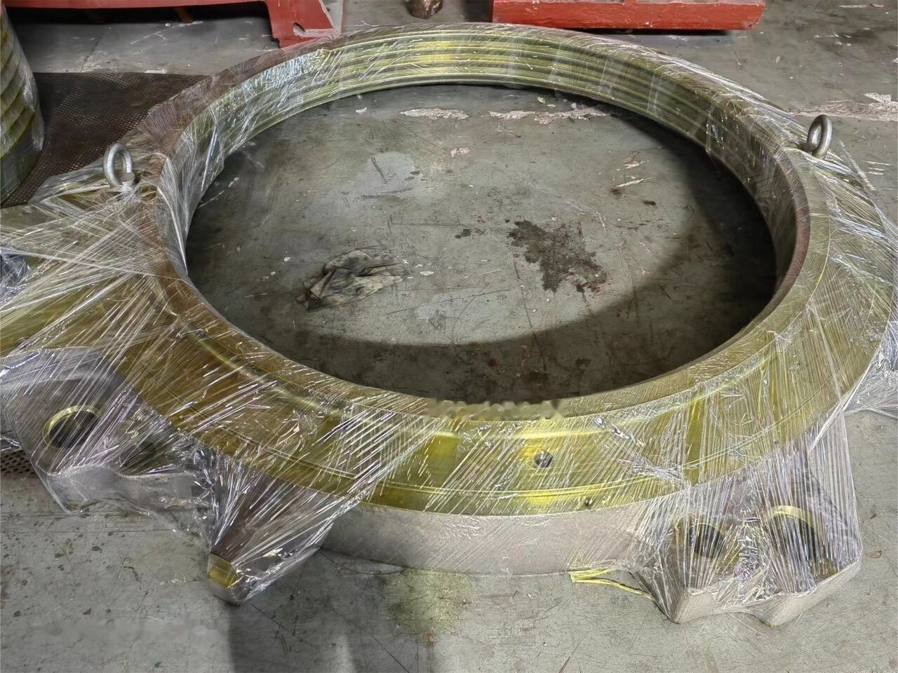 Metso Adjustment Ring for Metso HP500 Cone Crusher - Trituradora de cono: foto 2 Metso Adjustment Ring for Metso HP500 Cone Crusher - Trituradora de cono: foto 2