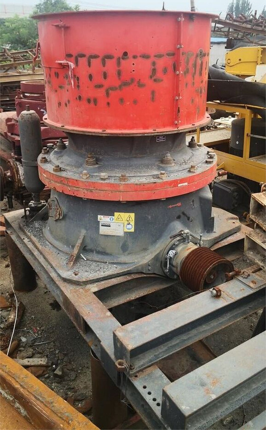 Sandvik CH440 - Trituradora de cono: foto 1 Sandvik CH440 - Trituradora de cono: foto 1