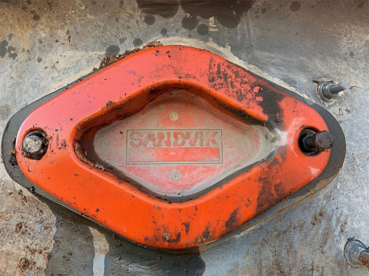 Sandvik CH660 Cone Crusher - Trituradora de cono: foto 5 Sandvik CH660 Cone Crusher - Trituradora de cono: foto 5