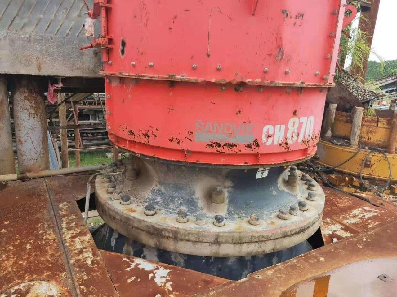 Sandvik CH870 - Trituradora de cono: foto 4 Sandvik CH870 - Trituradora de cono: foto 4