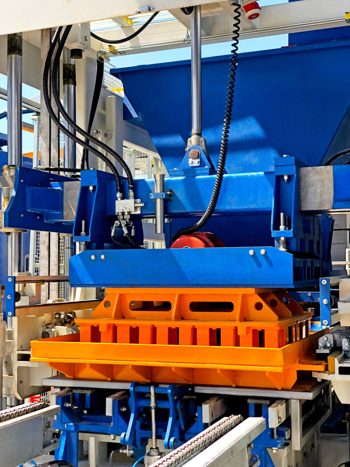 ELKON Elkoblock-25 Block Making Machine - Máquina bloquera: foto 5 ELKON Elkoblock-25 Block Making Machine - Máquina bloquera: foto 5