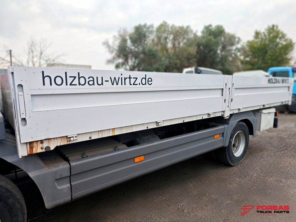 FLATBED BODY 5.20 M X 2.50 M WITH 50 CM HINGED DROPSIDES - Carrocería abierta: foto 1 FLATBED BODY 5.20 M X 2.50 M WITH 50 CM HINGED DROPSIDES - Carrocería abierta: foto 1