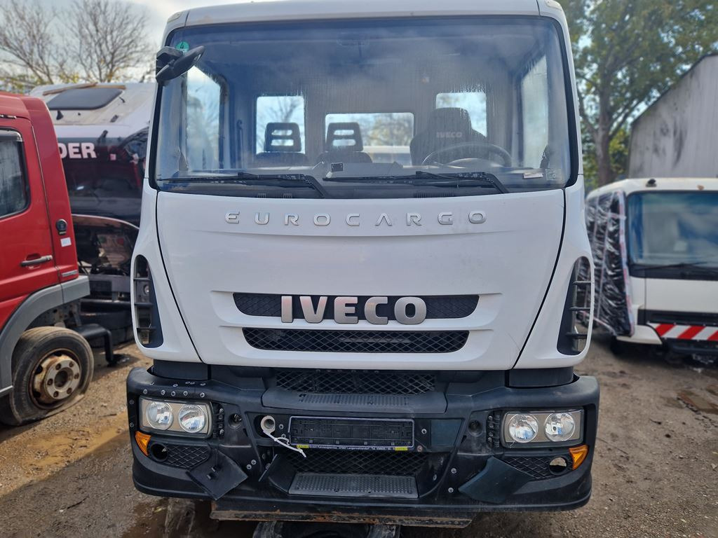 IVECO EUROCARGO - Cabina para Camión: foto 2 IVECO EUROCARGO - Cabina para Camión: foto 2