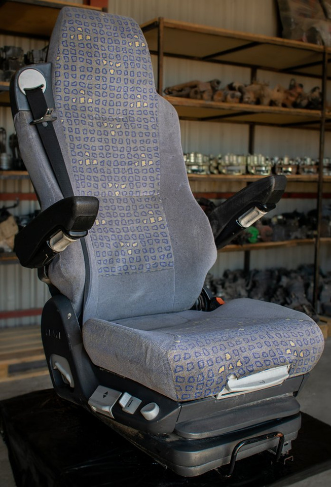 MAN TGA- PASSENGER - Asiento para Camión: foto 3 MAN TGA- PASSENGER - Asiento para Camión: foto 3