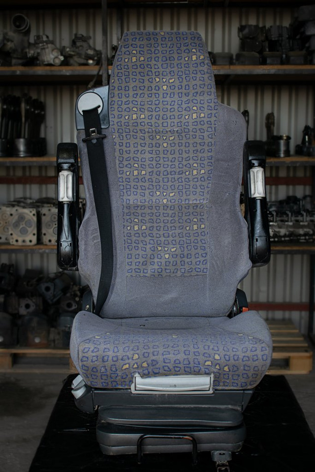MAN TGA- PASSENGER - Asiento para Camión: foto 1 MAN TGA- PASSENGER - Asiento para Camión: foto 1