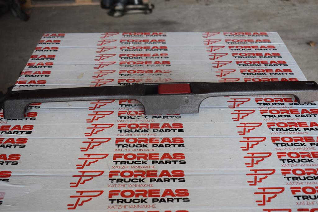 MERCEDES-BENZ 814 INTERNAL DOOR HANDLE - BROWN - Puerta y piezas para Camión: foto 1 MERCEDES-BENZ 814 INTERNAL DOOR HANDLE - BROWN - Puerta y piezas para Camión: foto 1