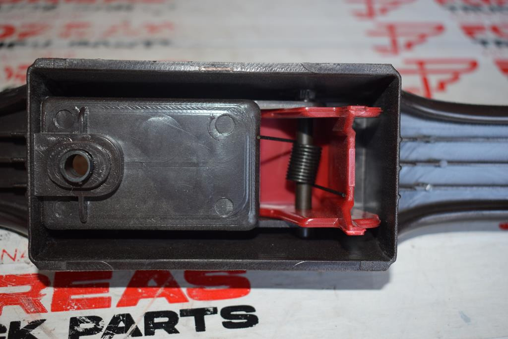 MERCEDES-BENZ 814 INTERNAL DOOR HANDLE - BROWN - Puerta y piezas para Camión: foto 3 MERCEDES-BENZ 814 INTERNAL DOOR HANDLE - BROWN - Puerta y piezas para Camión: foto 3