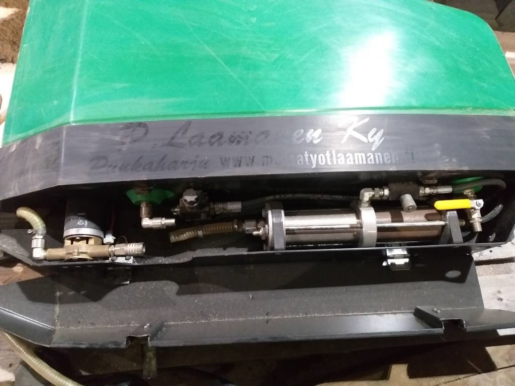 John Deere Stump threathment system - Recambio para Maquinaria forestal: foto 4 John Deere Stump threathment system - Recambio para Maquinaria forestal: foto 4