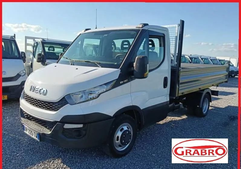 Iveco 35C13, 35C12, 35C14, 35C15 - Furgoneta basculante: foto 1 Iveco 35C13, 35C12, 35C14, 35C15 - Furgoneta basculante: foto 1