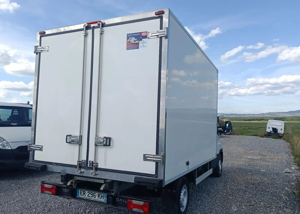 Iveco 35S16, 35S15, 35S14, 35S13, 35C13, 35C14 - Furgoneta frigorifica: foto 2 Iveco 35S16, 35S15, 35S14, 35S13, 35C13, 35C14 - Furgoneta frigorifica: foto 2