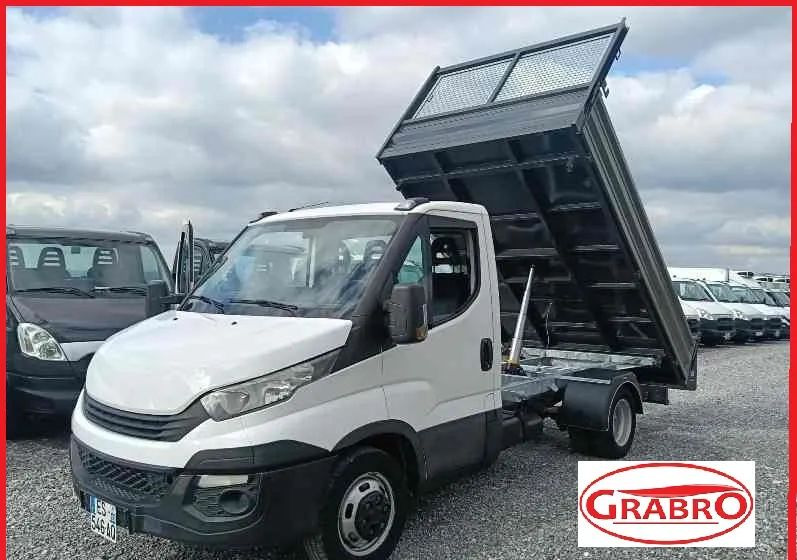 Iveco DAILY 35C14, 35C13, 35C12, 35C15 - Furgoneta basculante: foto 3 Iveco DAILY 35C14, 35C13, 35C12, 35C15 - Furgoneta basculante: foto 3