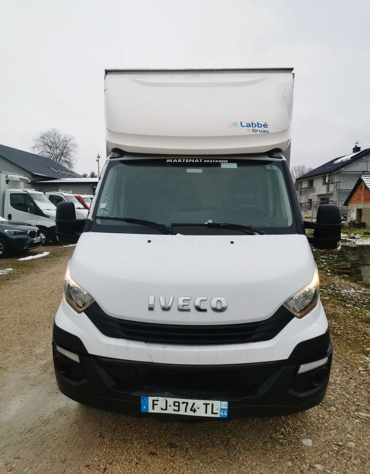 Iveco 3.0-150KM Daily 35C15 Kontener długi rama 35-150 kiper Klimatyzacja długi rozstaw - Furgoneta caja cerrada: foto 2 Iveco 3.0-150KM Daily 35C15 Kontener długi rama 35-150 kiper Klimatyzacja długi rozstaw - Furgoneta caja cerrada: foto 2