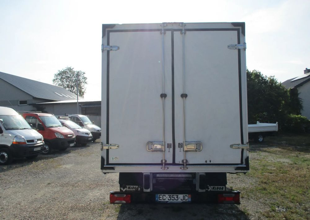 Iveco Daily 35C13 chłodnia Mroźnia na bliźniaku 35-130 Thermo King agregat - Furgoneta frigorifica: foto 5 Iveco Daily 35C13 chłodnia Mroźnia na bliźniaku 35-130 Thermo King agregat - Furgoneta frigorifica: foto 5