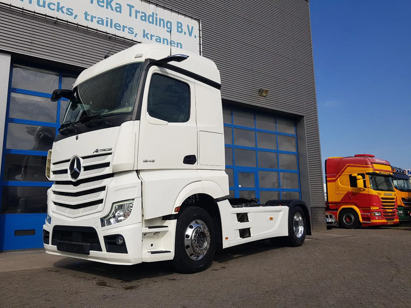 Mercedes-Benz Actros 1845 Retarder MirrorCam - Cabeza tractora: foto 2 Mercedes-Benz Actros 1845 Retarder MirrorCam - Cabeza tractora: foto 2