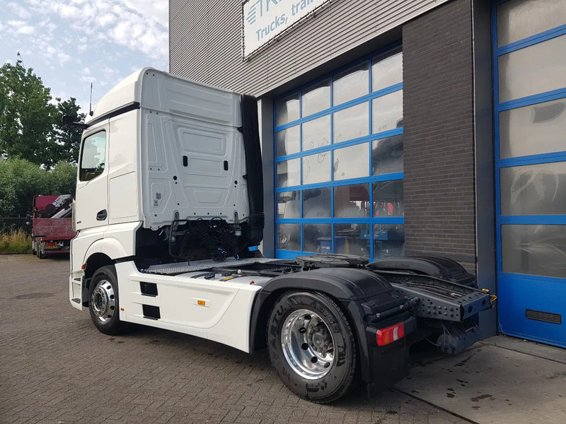 Mercedes-Benz Actros 1845 Retarder MirrorCam - Cabeza tractora: foto 4 Mercedes-Benz Actros 1845 Retarder MirrorCam - Cabeza tractora: foto 4