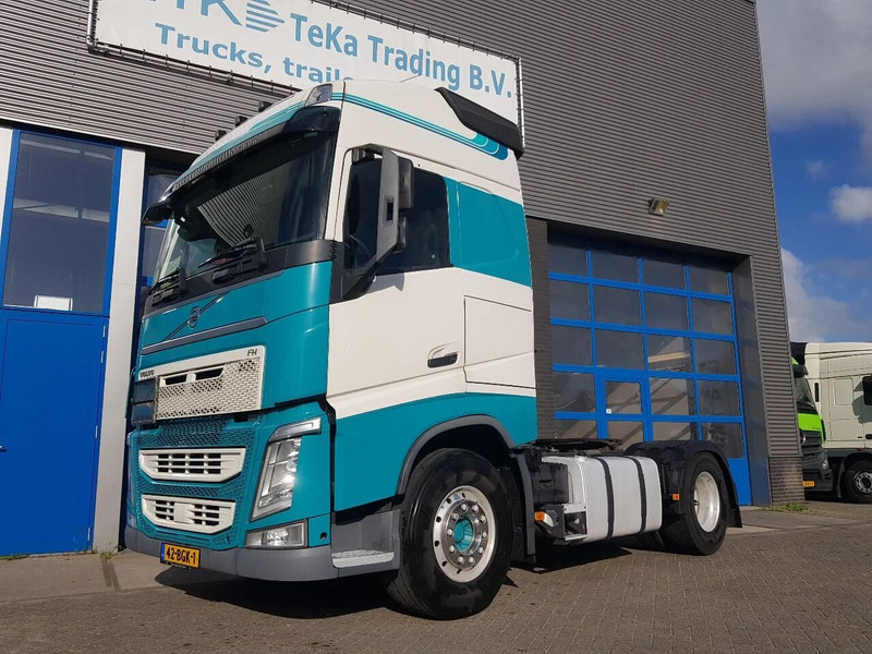 Volvo FH 420 ADR klasse EX/II, EX/III, FL en AT Double tank PTO - Cabeza tractora: foto 1 Volvo FH 420 ADR klasse EX/II, EX/III, FL en AT Double tank PTO - Cabeza tractora: foto 1