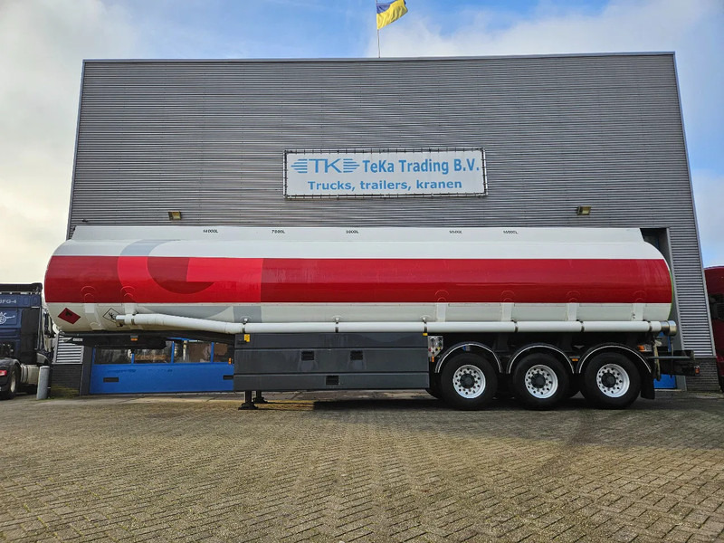 LAG O-3-43 01 47.500 L 5 Compartimenten Digitale meters disc brakes - Semirremolque cisterna: foto 3 LAG O-3-43 01 47.500 L 5 Compartimenten Digitale meters disc brakes - Semirremolque cisterna: foto 3