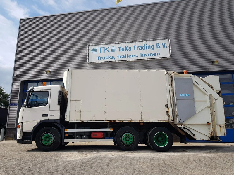 Volvo FM 9.260 Geesink GPM II Euro 3 - Camión de basura: foto 3 Volvo FM 9.260 Geesink GPM II Euro 3 - Camión de basura: foto 3