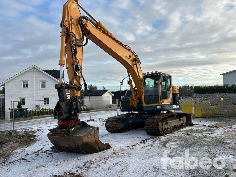Hyundai Rolex 235 LCR -9A (100709) - Excavadora de cadenas: foto 1 Hyundai Rolex 235 LCR -9A (100709) - Excavadora de cadenas: foto 1