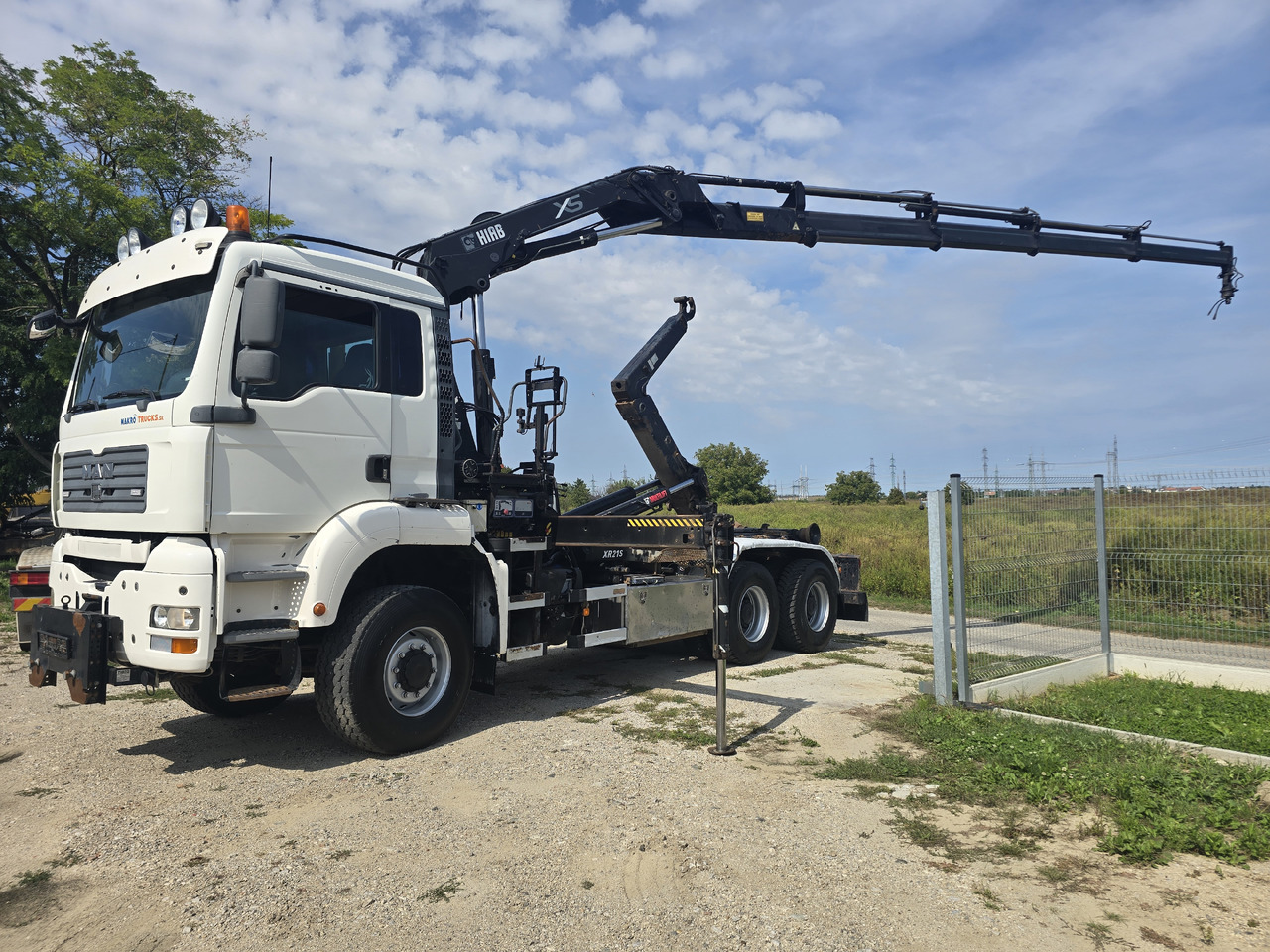 MAN TGA 26.440 6X6 / HOOK SYSTEM / HIAB 166D REMOTE SPECIAL PRICE ONLY THIS YEAR - Camión multibasculante, Camión grúa: foto 3 MAN TGA 26.440 6X6 / HOOK SYSTEM / HIAB 166D REMOTE SPECIAL PRICE ONLY THIS YEAR - Camión multibasculante, Camión grúa: foto 3