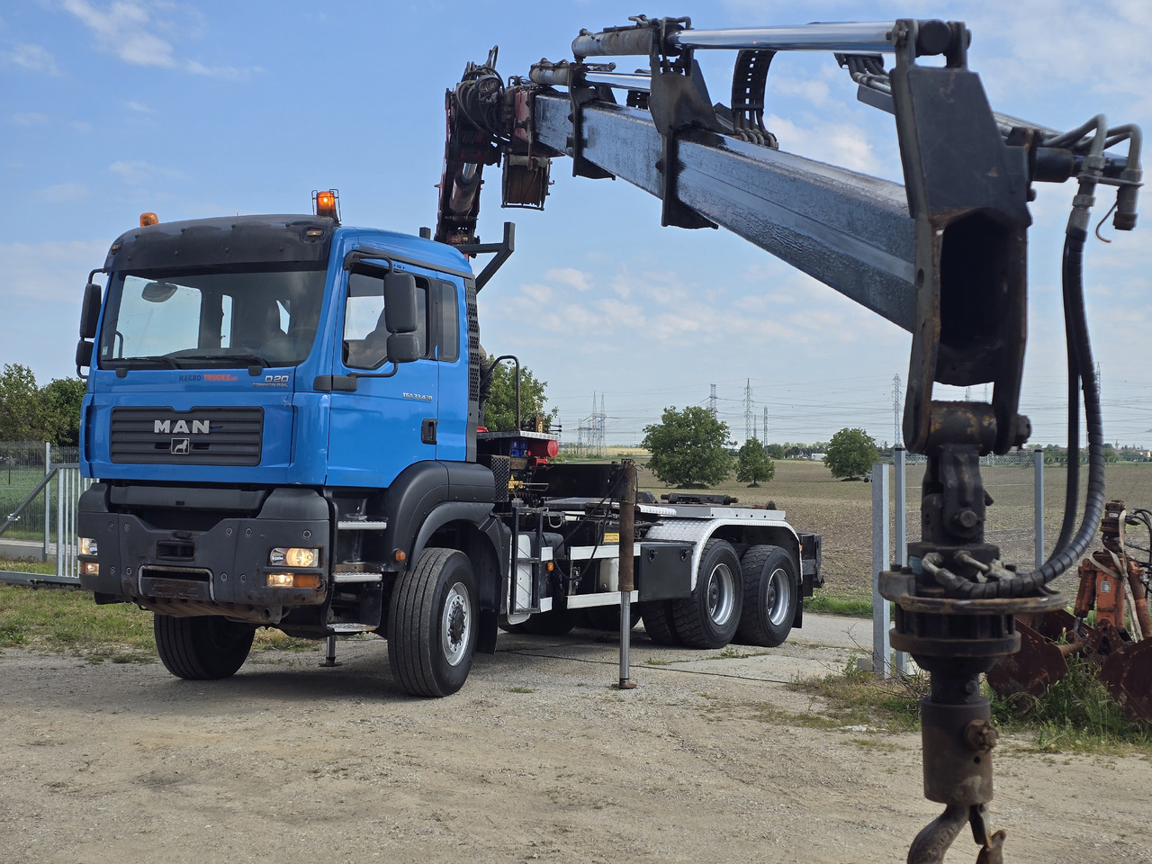 Camión multibasculante, Camión grúa MAN TGA 33.430 6X6 / HMF 1823 K3+REM.CON./ HOOK SYSTEM 2x in stock: foto 11