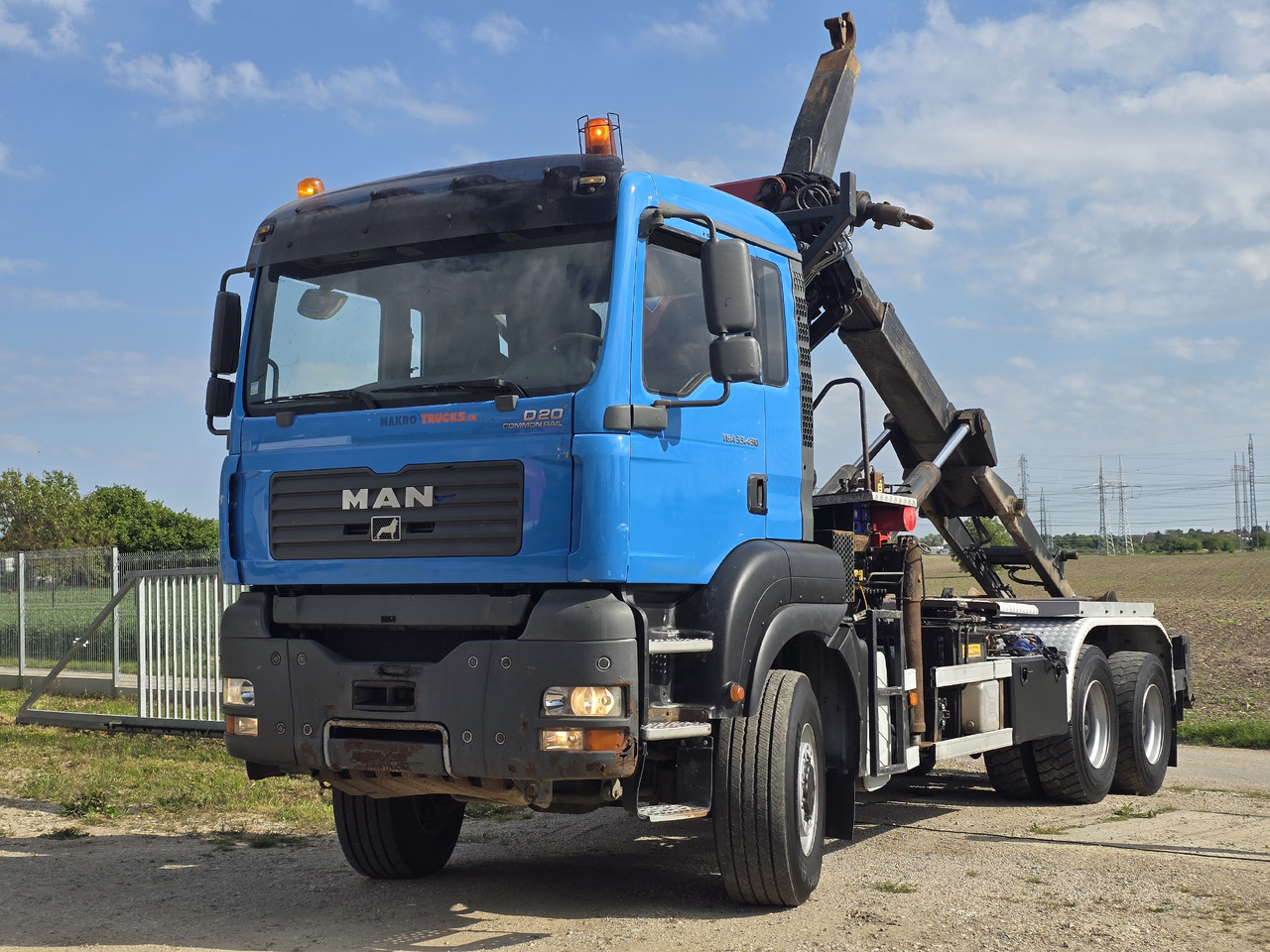 Camión multibasculante, Camión grúa MAN TGA 33.430 6X6 / HMF 1823 K3+REM.CON./ HOOK SYSTEM 2x in stock: foto 7