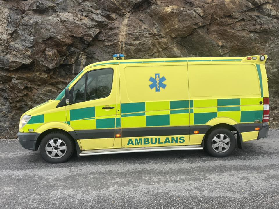 MERCEDES-BENZ Sprinter 316 NGT - AMBULANCE / швидка допомога / shvydka dopomoha - Ambulancia: foto 2 MERCEDES-BENZ Sprinter 316 NGT - AMBULANCE / швидка допомога / shvydka dopomoha - Ambulancia: foto 2