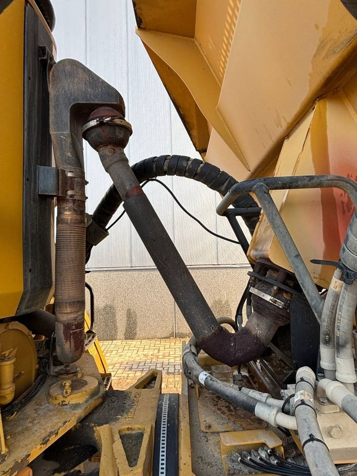 CAT 735 B (Under Preparation) - Dúmper articulado: foto 4 CAT 735 B (Under Preparation) - Dúmper articulado: foto 4