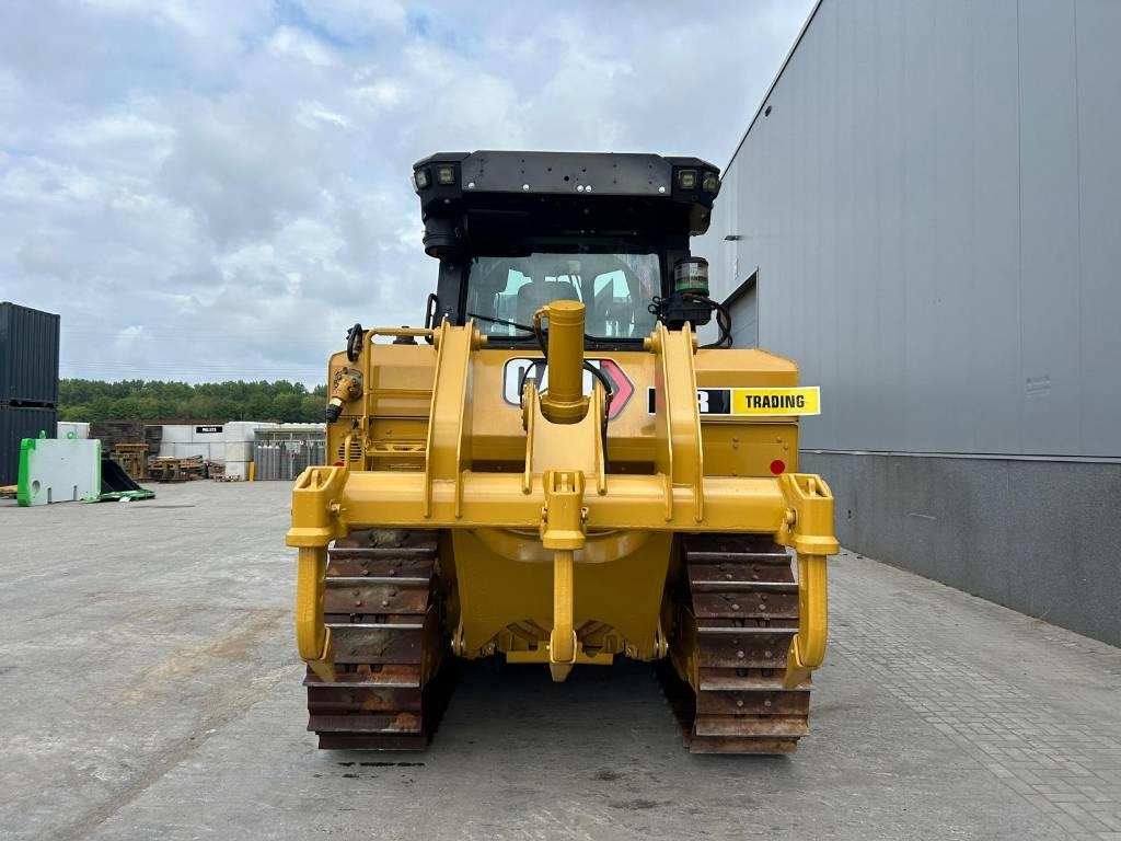 CAT D 6 XL (LOW HOURS - CE CERTIFIED) - Bulldozer: foto 4 CAT D 6 XL (LOW HOURS - CE CERTIFIED) - Bulldozer: foto 4
