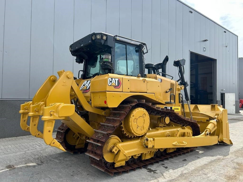 CAT D 6 XL (LOW HOURS - CE CERTIFIED) - Bulldozer: foto 5 CAT D 6 XL (LOW HOURS - CE CERTIFIED) - Bulldozer: foto 5