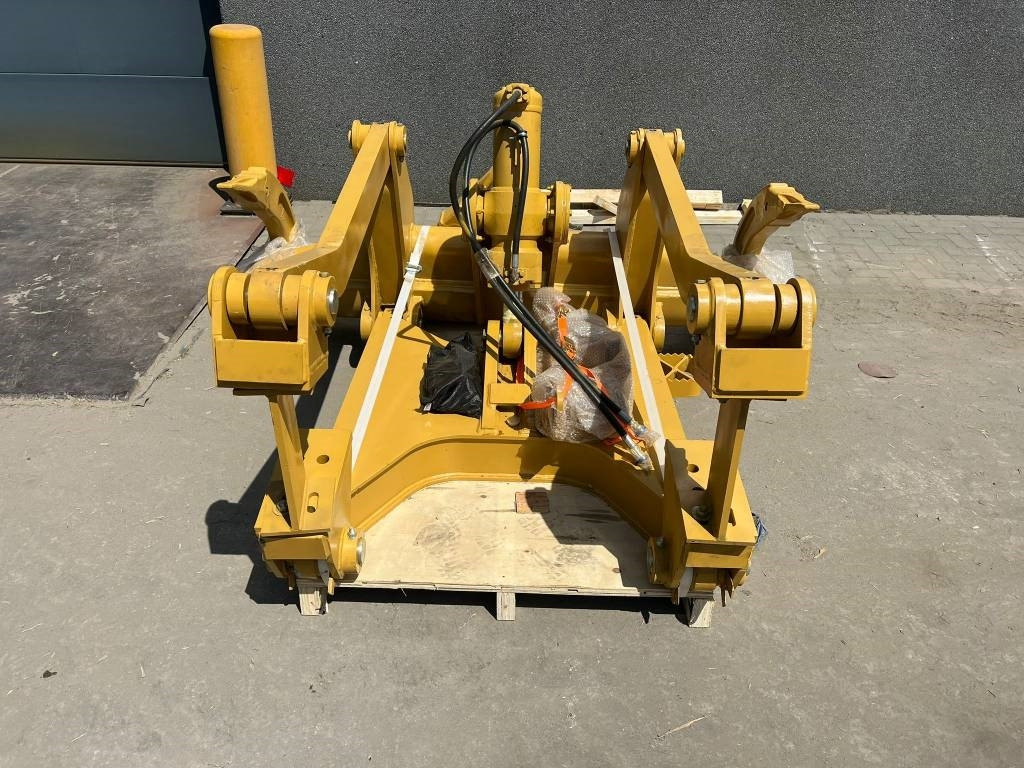 CAT D6T - D6R NEW RIPPER - Escarificador para Maquinaria de construcción: foto 3 CAT D6T - D6R NEW RIPPER - Escarificador para Maquinaria de construcción: foto 3