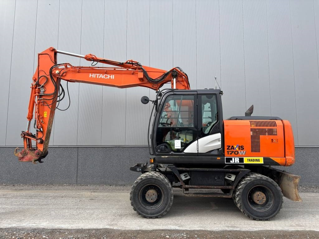 Hitachi ZX 170 W-5 B (low hours/new tires) - Excavadora de ruedas: foto 1 Hitachi ZX 170 W-5 B (low hours/new tires) - Excavadora de ruedas: foto 1