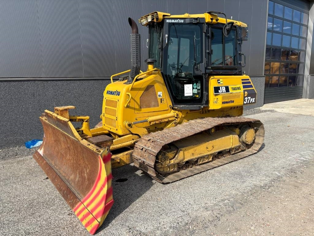 Komatsu D37 PX-23 - Bulldozer: foto 1 Komatsu D37 PX-23 - Bulldozer: foto 1