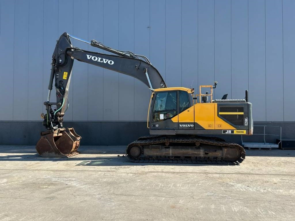 Volvo EC 250 EL (Roto + 3 buckets) - Excavadora de cadenas: foto 1 Volvo EC 250 EL (Roto + 3 buckets) - Excavadora de cadenas: foto 1