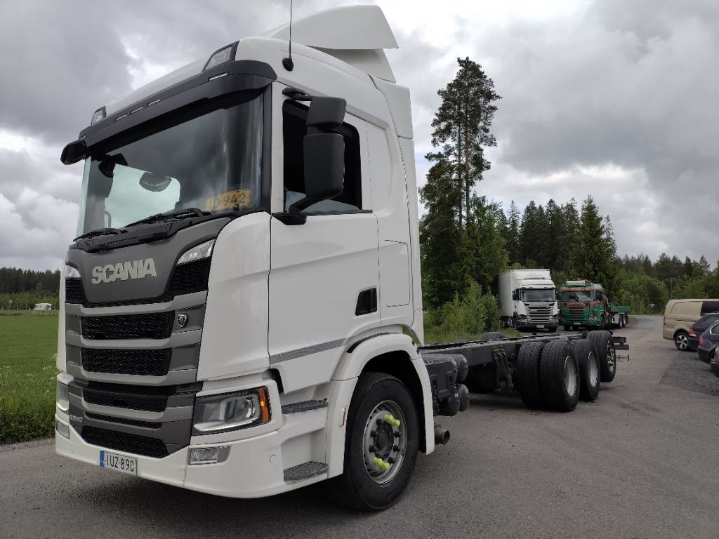 Scania R540 8x4 pitkä alusta runko 9,6m - Camión chasis: foto 2 Scania R540 8x4 pitkä alusta runko 9,6m - Camión chasis: foto 2