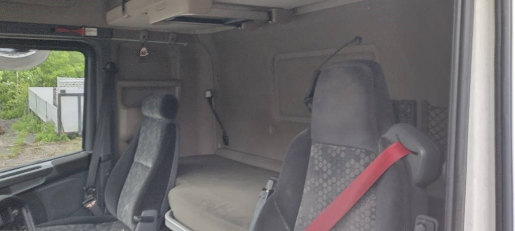 Leasing para Scania R580 8x4 kapellilava+Dolly+kärry 76tn juna Scania R580 8x4 kapellilava+Dolly+kärry 76tn juna: foto 16 Leasing para Scania R580 8x4 kapellilava+Dolly+kärry 76tn juna Scania R580 8x4 kapellilava+Dolly+kärry 76tn juna: foto 16