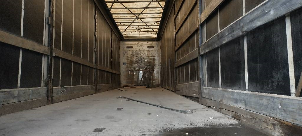 Leasing para Scania R580 8x4 kapellilava+Dolly+kärry 76tn juna Scania R580 8x4 kapellilava+Dolly+kärry 76tn juna: foto 10 Leasing para Scania R580 8x4 kapellilava+Dolly+kärry 76tn juna Scania R580 8x4 kapellilava+Dolly+kärry 76tn juna: foto 10