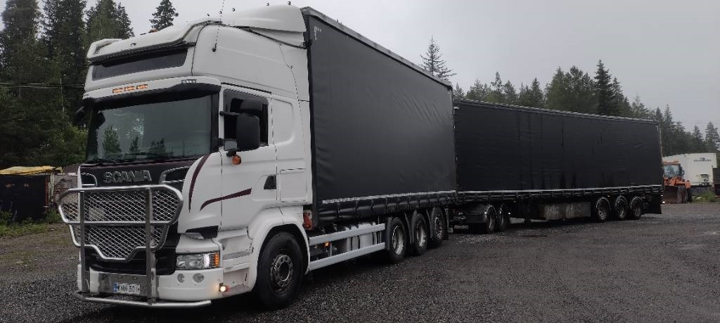 Scania R580 8x4 kapellilava+Dolly+kärry 76tn juna - Camión lona: foto 2 Scania R580 8x4 kapellilava+Dolly+kärry 76tn juna - Camión lona: foto 2